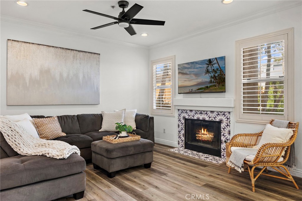 MLS #OC25239561 image #10