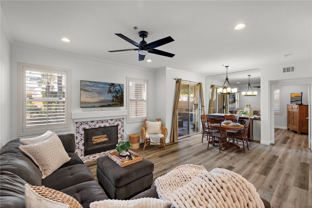 MLS #OC25239561 image #4