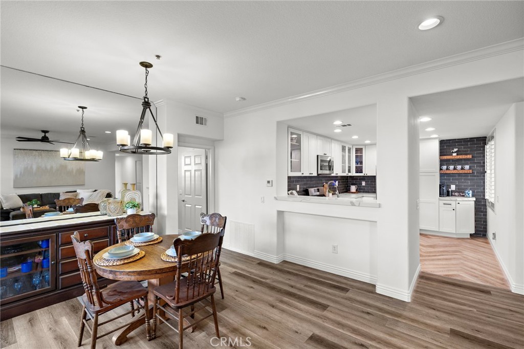 MLS #OC25239561 image #7