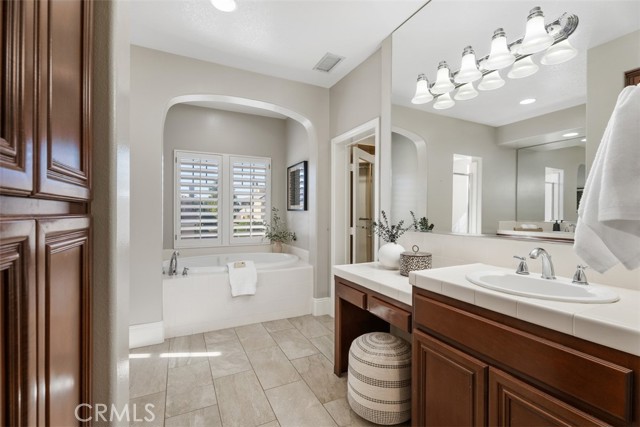 MLS #OC25239566 image #27