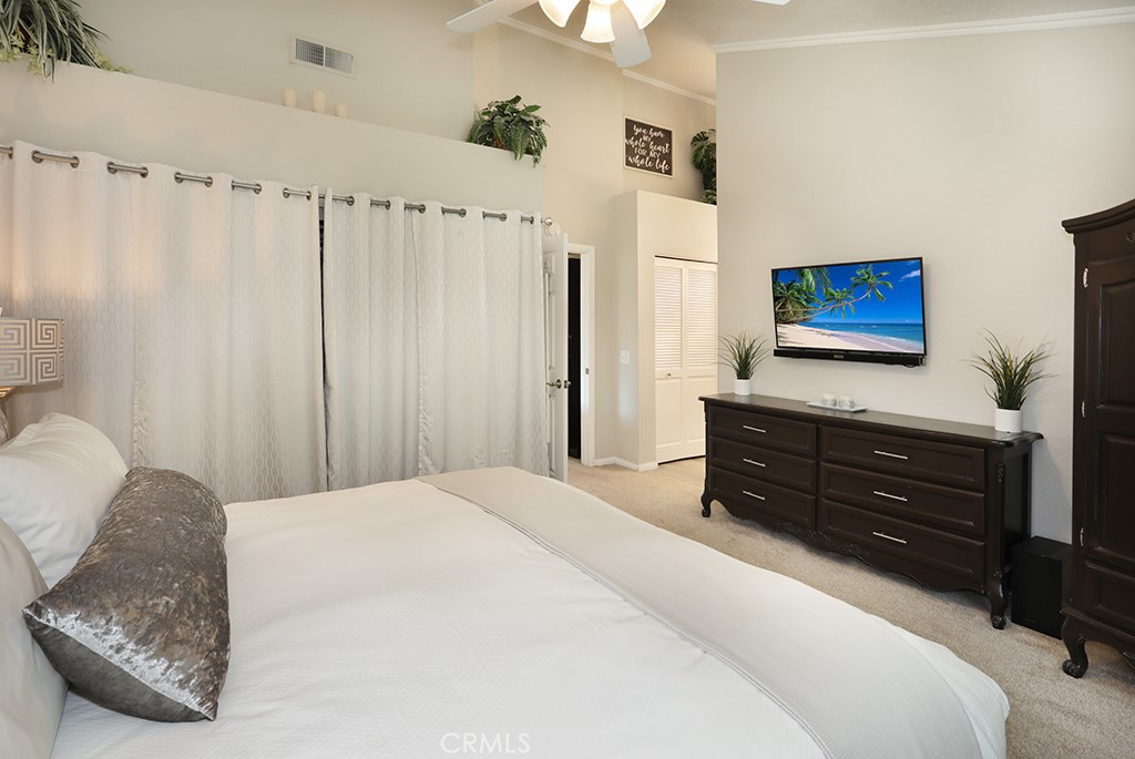 MLS #OC25239630 image #24