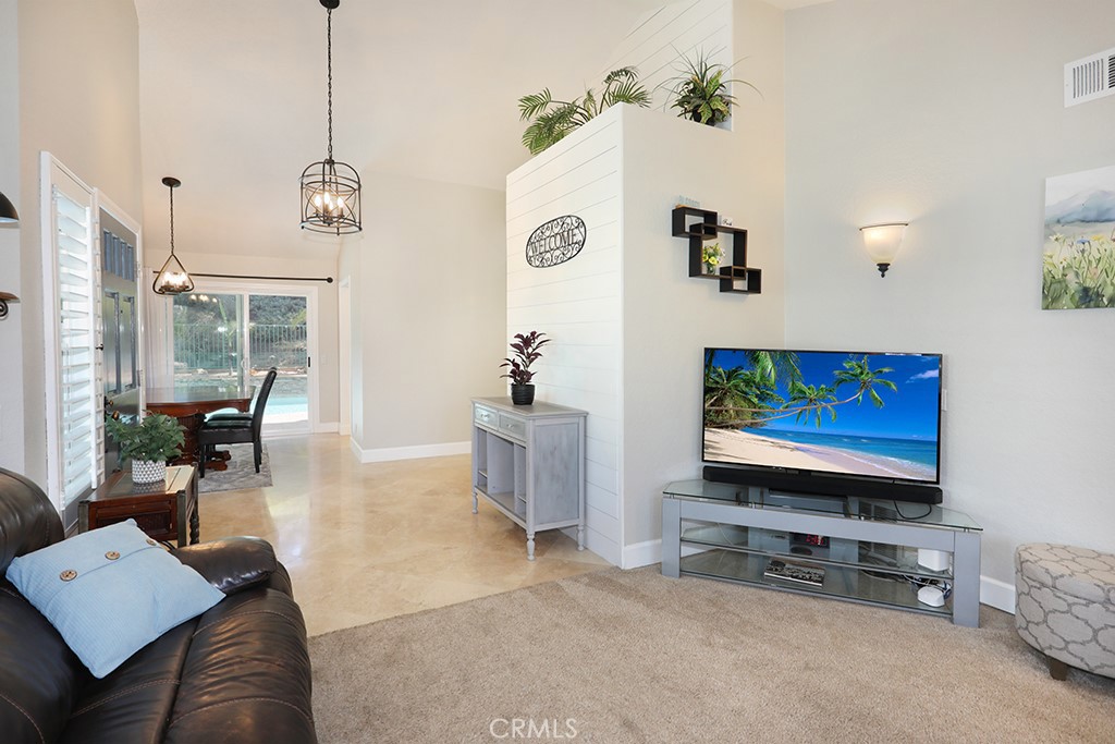 MLS #OC25239630 image #6