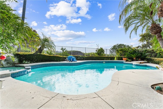 MLS #OC25239685 image #25