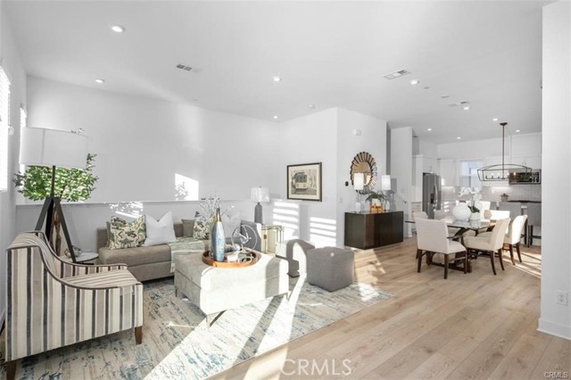 MLS #OC25239699 image #11