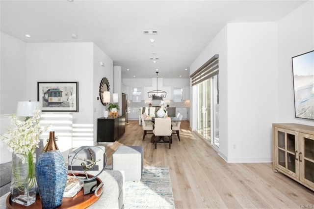 MLS #OC25239699 image #12