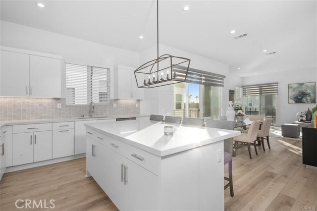 MLS #OC25239699 image #23