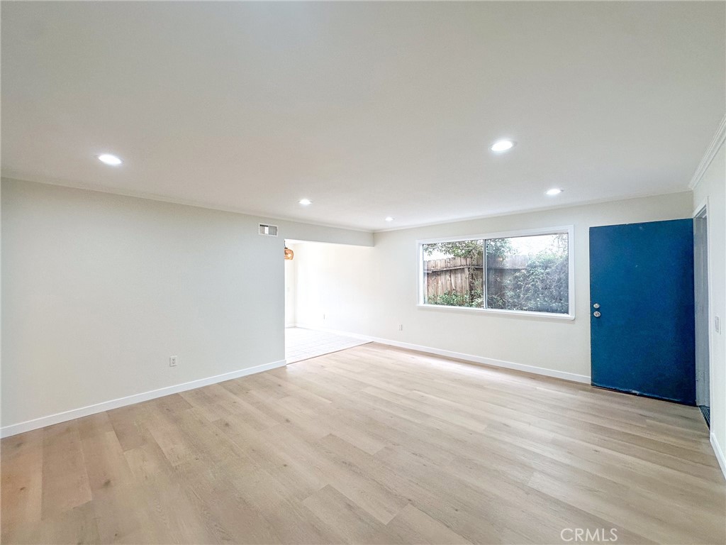 MLS #OC25239766 image #7