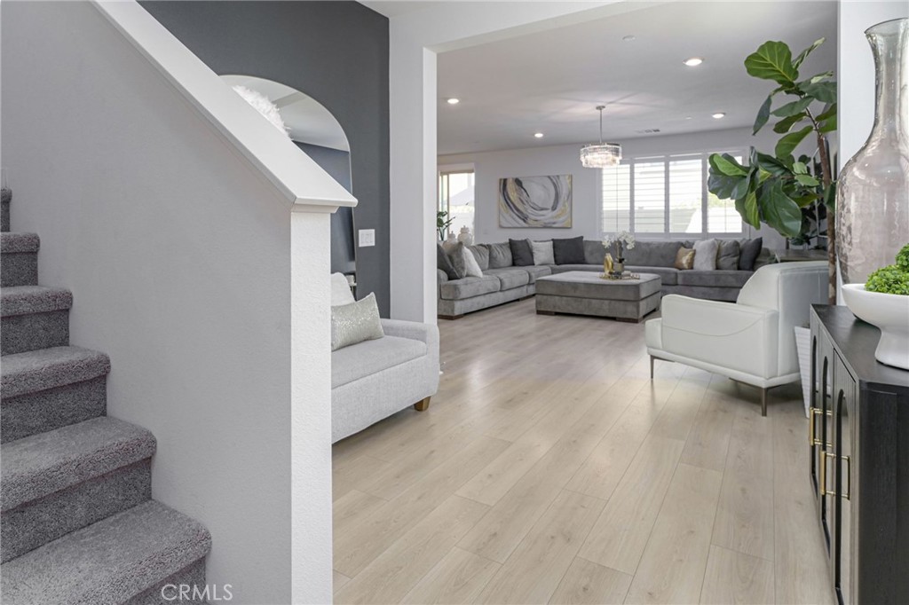 MLS #OC25239926 image #2