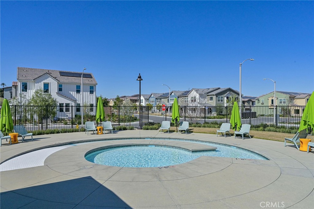 MLS #OC25239926 image #32