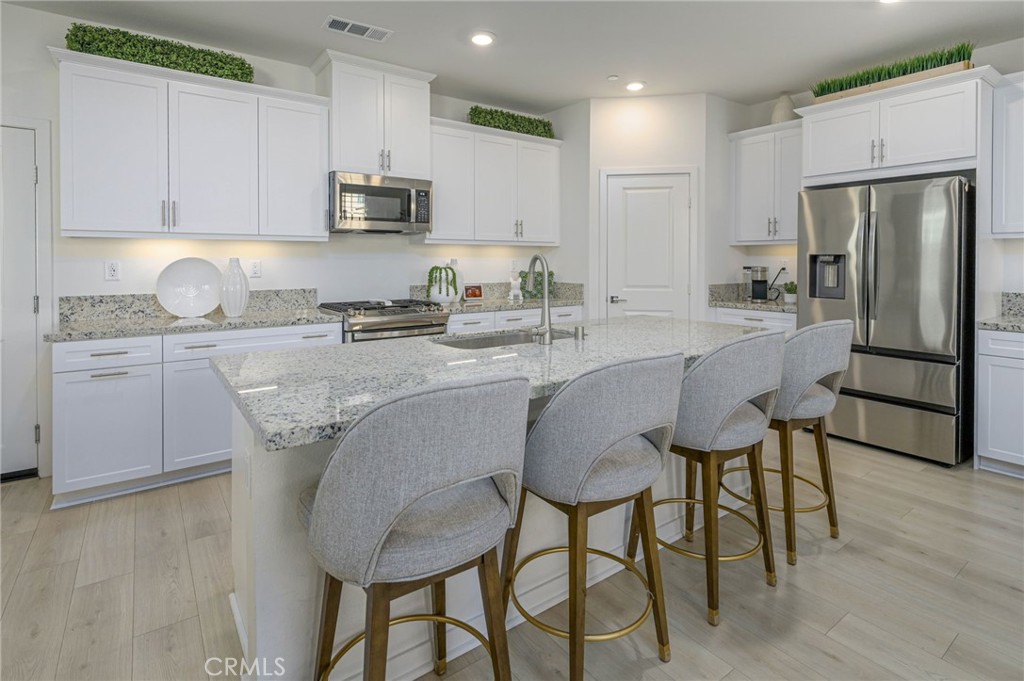 MLS #OC25239926 image #7