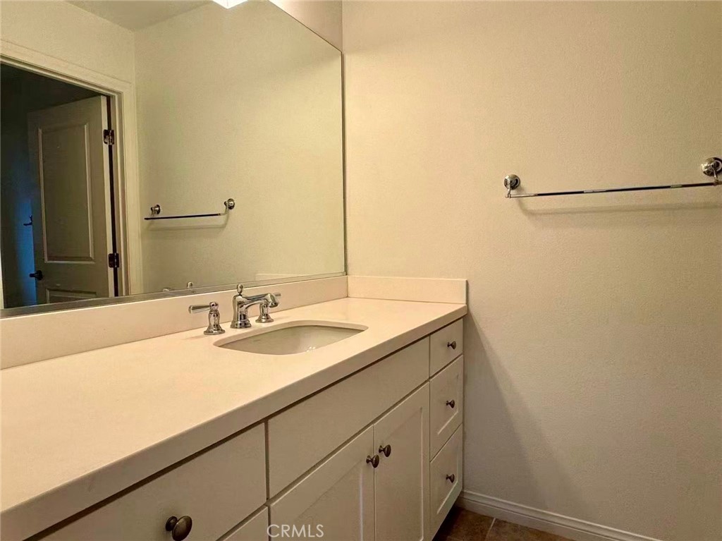 MLS #OC25239947 image #19