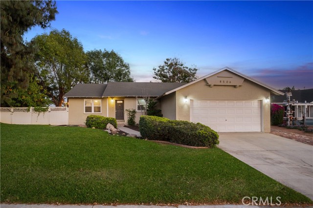 MLS #OC25239968 image #0