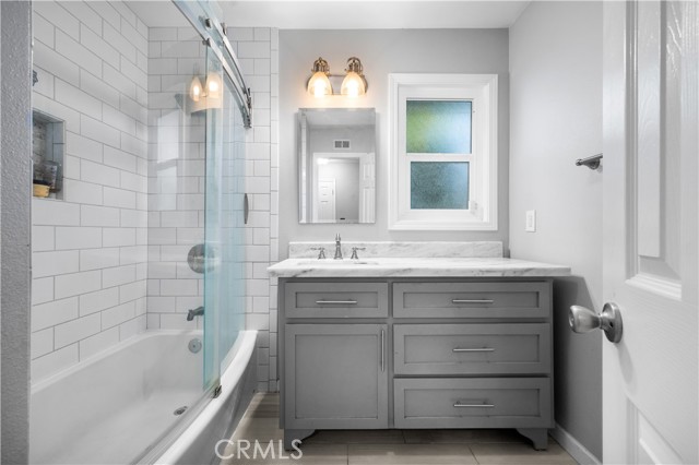 MLS #OC25239968 image #23