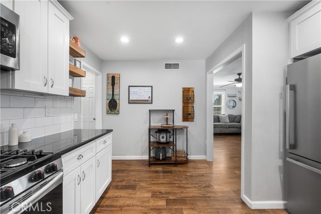 MLS #OC25239968 image #9