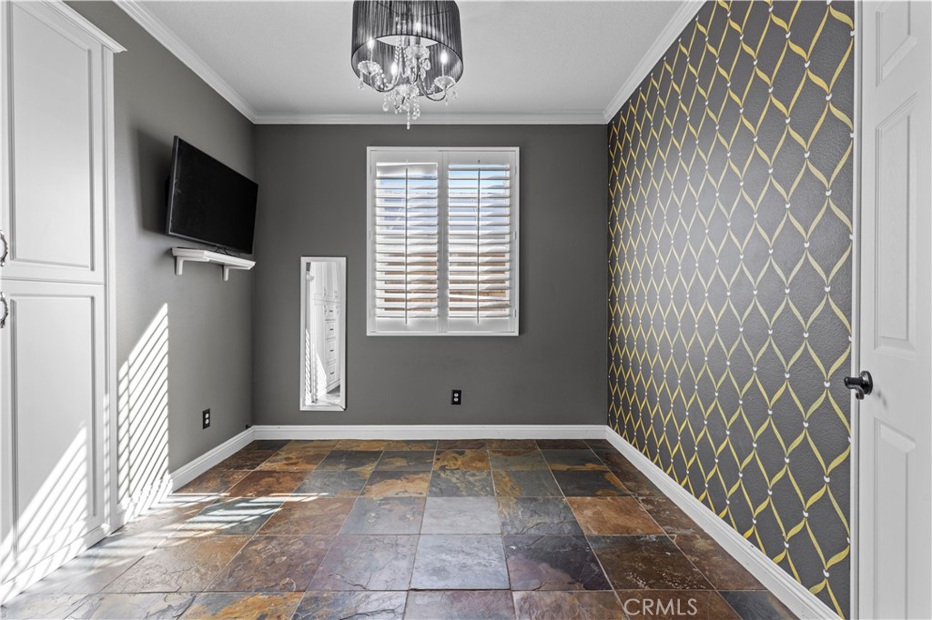 MLS #OC25239978 image #10