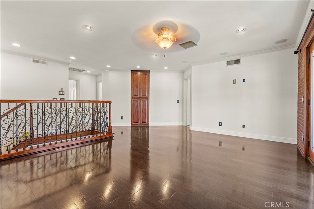 MLS #OC25239978 image #12