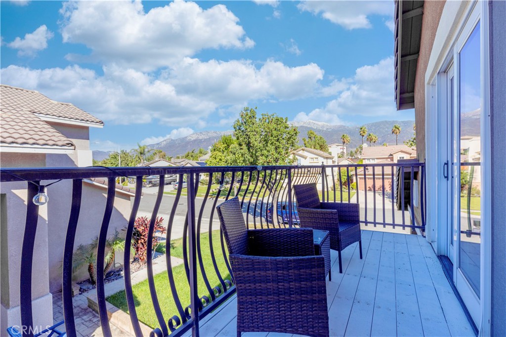 MLS #OC25239978 image #16