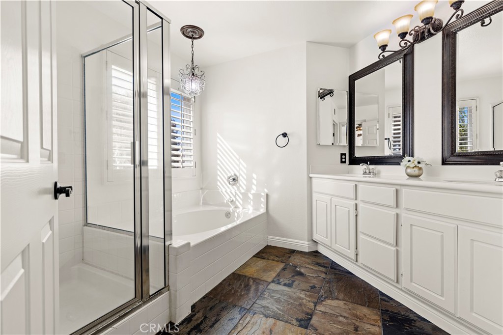 MLS #OC25239978 image #20