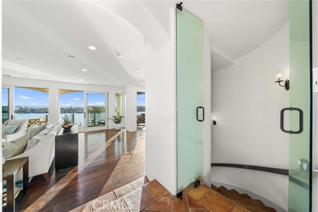 MLS #OC25239984 image #15