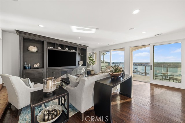 MLS #OC25239984 image #16