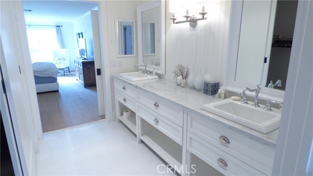 MLS #OC25239987 img 42