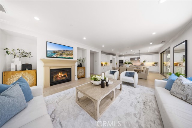 MLS #OC25240001 image #21