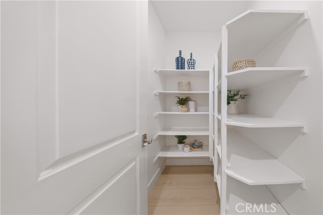 MLS #OC25240001 image #25