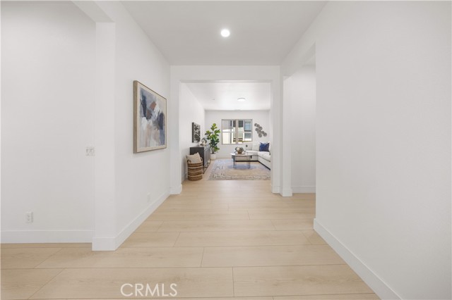 MLS #OC25240001 image #33