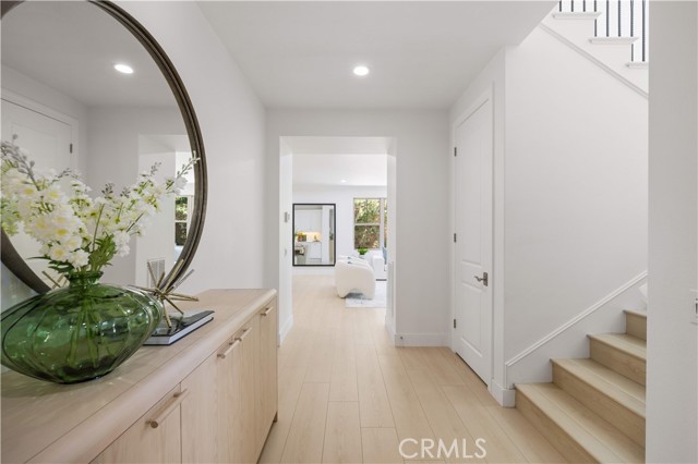 MLS #OC25240001 image #8