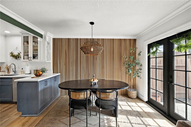 MLS #OC25240008 image #1