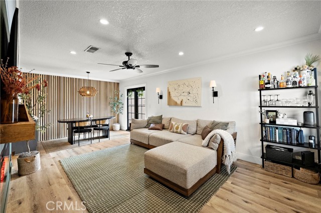 MLS #OC25240008 image #2