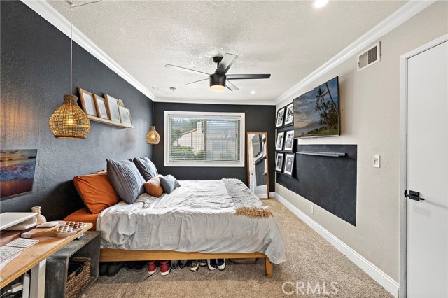 MLS #OC25240008 image #20