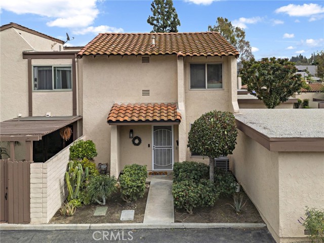 MLS #OC25240008 image #28