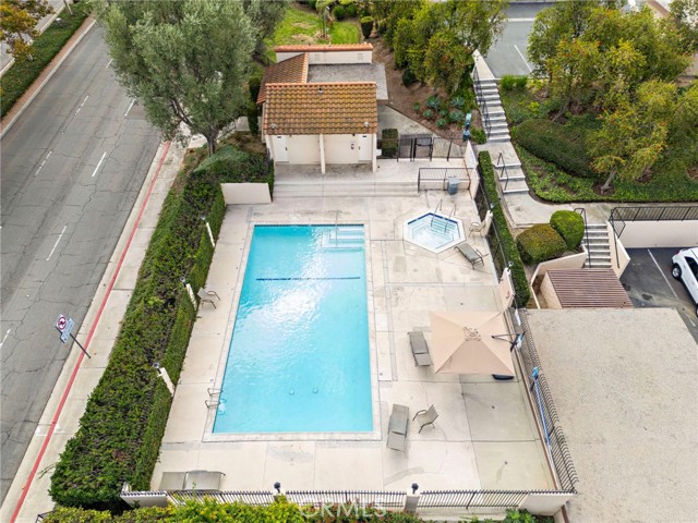 MLS #OC25240008 image #36