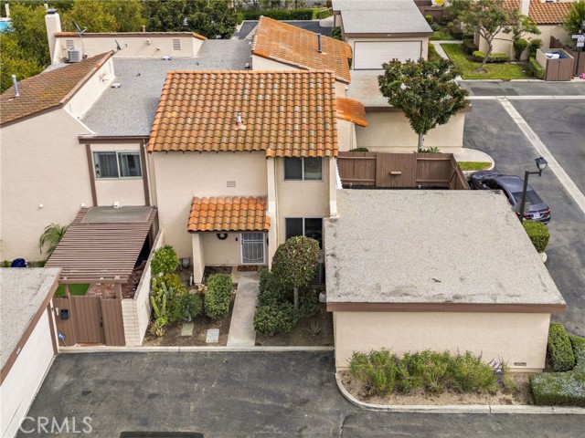 MLS #OC25240008 image #38