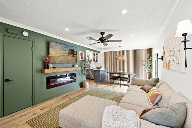 MLS #OC25240008 image #5