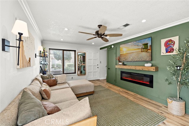 MLS #OC25240008 image #6