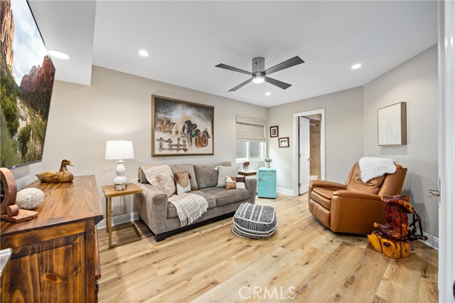 MLS #OC25240013 image #18