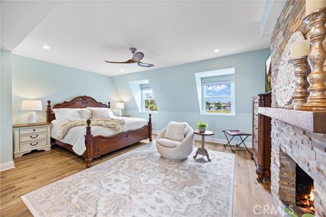 MLS #OC25240013 image #20