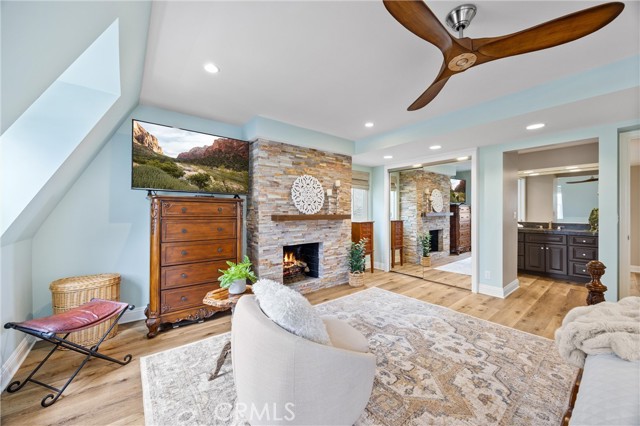 MLS #OC25240013 image #22