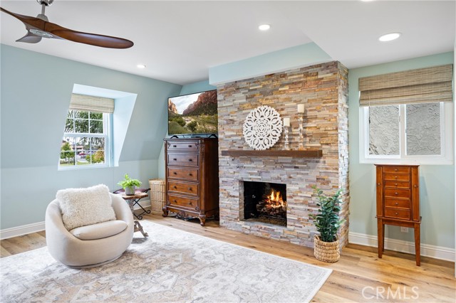 MLS #OC25240013 image #23