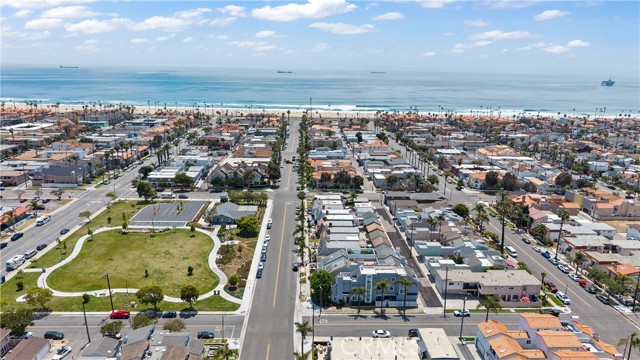 MLS #OC25240013 image #40