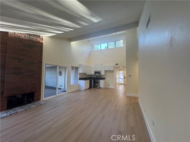 MLS #OC25240023 image #3
