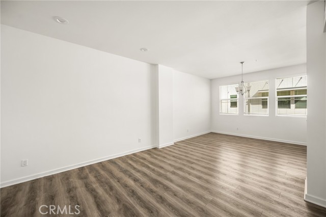 MLS #OC25240064 image #11