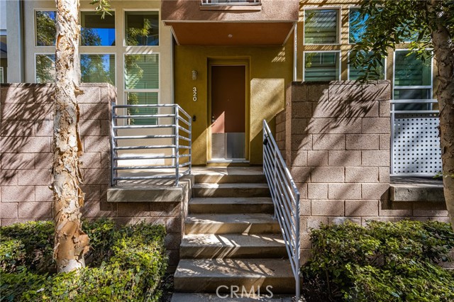 MLS #OC25240064 image #2