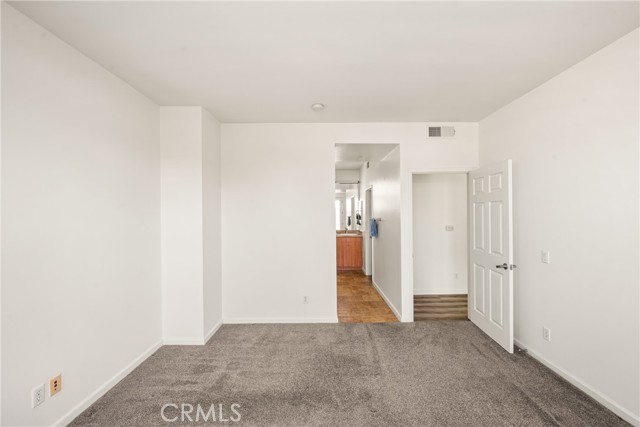 MLS #OC25240064 image #27