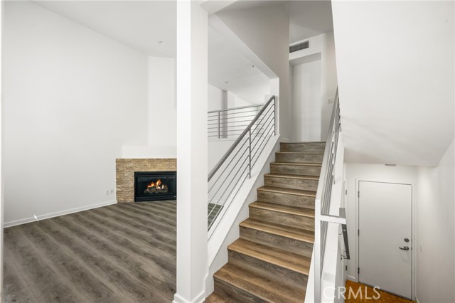 MLS #OC25240064 image #5