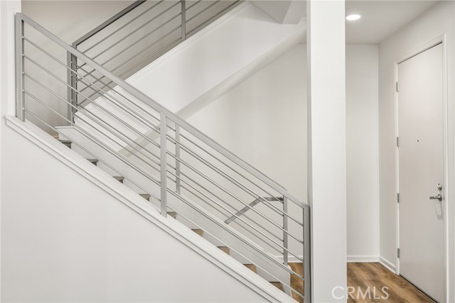 MLS #OC25240064 image #9