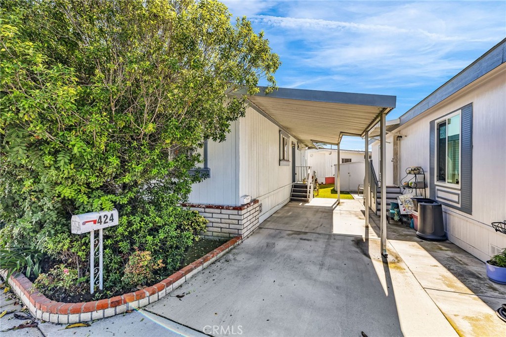 MLS #OC25240081 image #4