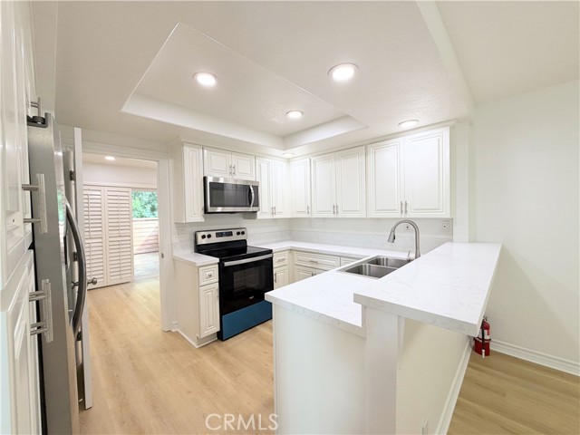 MLS #OC25240109 image #15